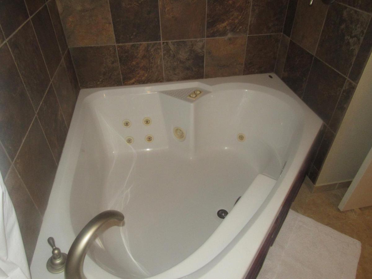 Two Bedroom Villa In The Heart Of Branson! Экстерьер фото